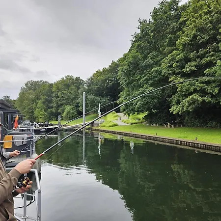 Houseboat Marina Mookerplas Met Duo Hottub I 4 - 6 Personen Holiday home *